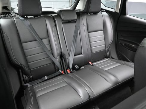 Used 2016 Ford C-MAX SEL w/ Equipment Group 303A FWD image 24