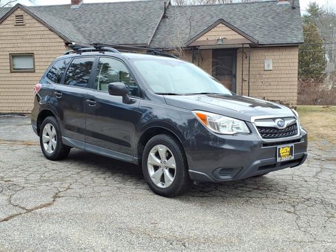 Used 2015 Subaru Forester 2.5i Premium image 4