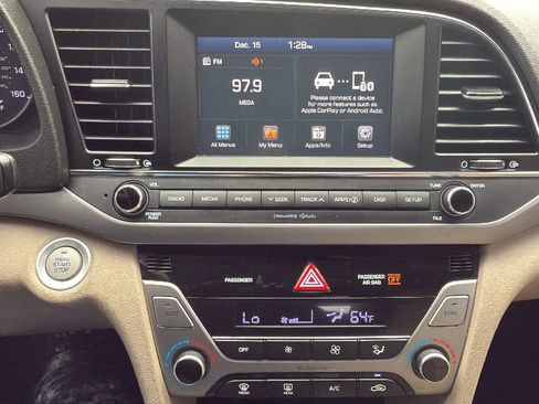 Used 2017 Hyundai Elantra Value Edition image 18