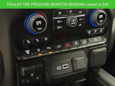 Used 2020 Chevrolet Silverado 3500 LTZ w/ LTZ Premium Package image 14