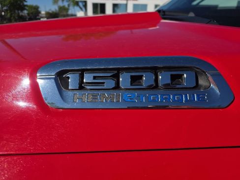 Used 2024 RAM 1500 Laramie RWD image 5