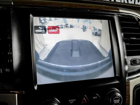 Used 2014 RAM 3500 Laramie AWD/4WD image 21