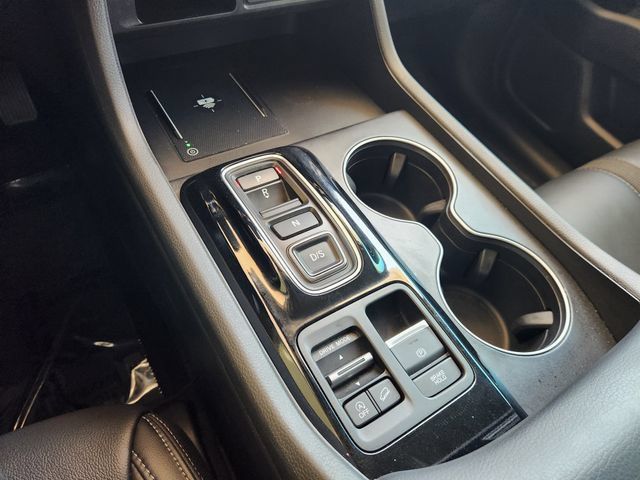 Used 2025 Honda Pilot EX-L image 22