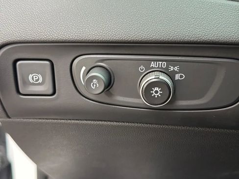 Used 2021 Buick Enclave Avenir w/ Avenir Technology Package image 20