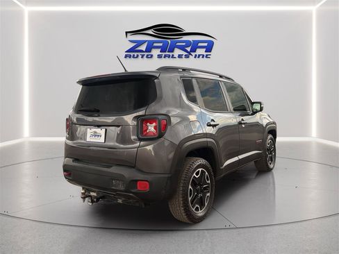 Used 2017 Jeep Renegade Trailhawk AWD/4WD image 7