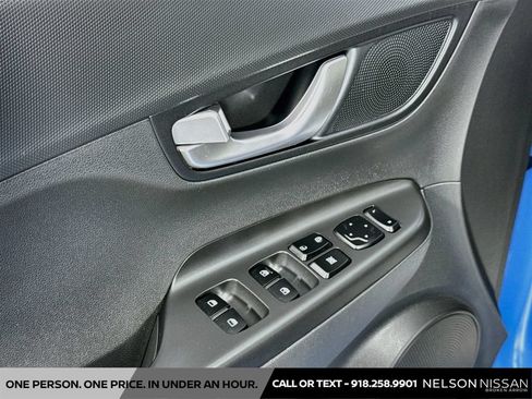Used 2022 Hyundai Kona SEL w/ Convenience Package FWD image 17