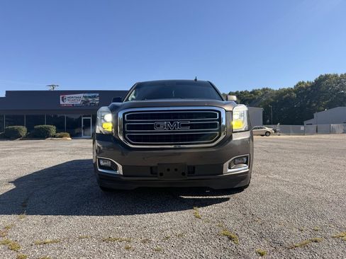 Used 2020 GMC Yukon SLT AWD/4WD image 2