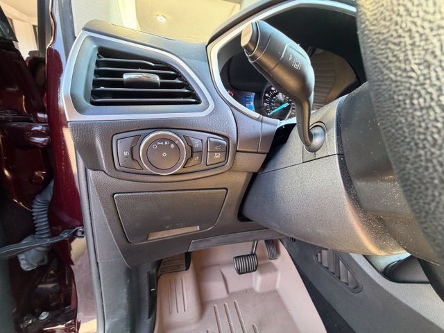 Used 2019 Ford Edge SEL w/ Equipment Group 201A FWD image 13