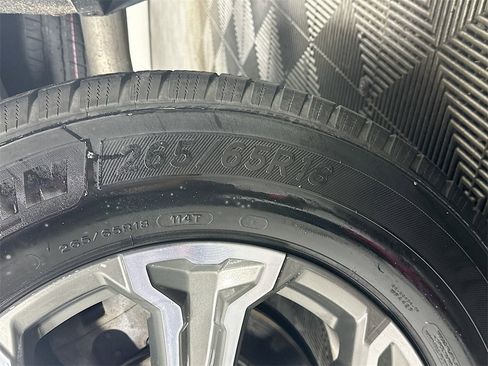 Used 2021 GMC Sierra 1500 SLE w/ X31 Off-Road Package image 34