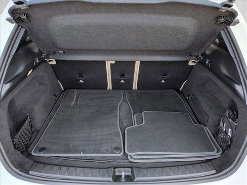 Used 2025 Mercedes-Benz GLA 250 image 6