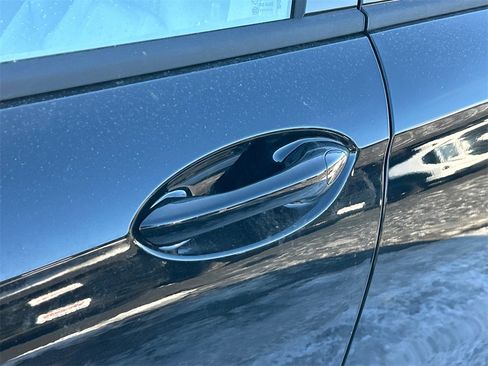 New 2026 Buick Envista Sport Touring image 13