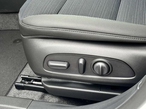 New 2026 Buick Envista Preferred w/ Convenience I Package FWD image 22