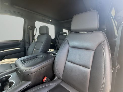 Used 2023 Chevrolet Tahoe LT w/ LT Signature Plus Package AWD/4WD image 10