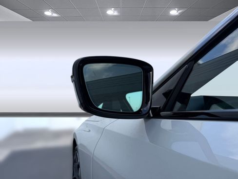 Used 2025 BMW M240i Coupe image 19