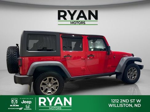 Used 2015 Jeep Wrangler Unlimited Rubicon w/ Max Tow Package AWD/4WD image 2