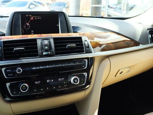 Used 2017 BMW 320i Sedan image 43