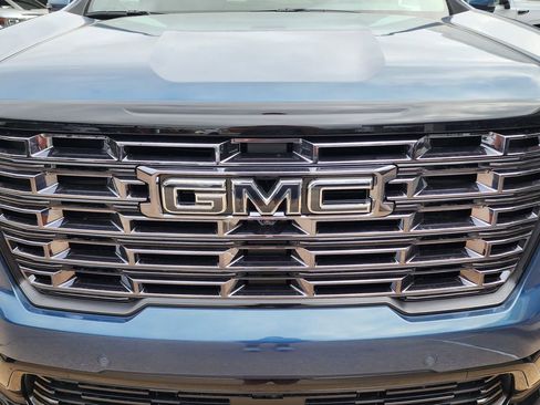 New 2026 GMC Acadia Denali Ultimate image 10