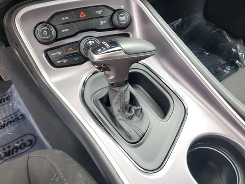 Used 2019 Dodge Challenger SXT image 22