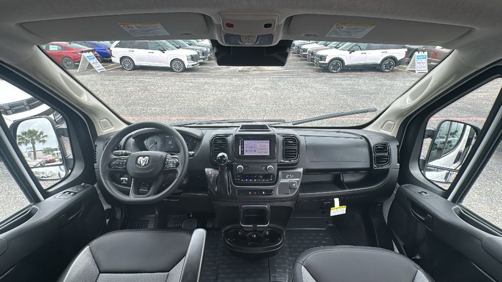 Used 2026 RAM ProMaster 2500 w/ Convenience Group FWD image 24