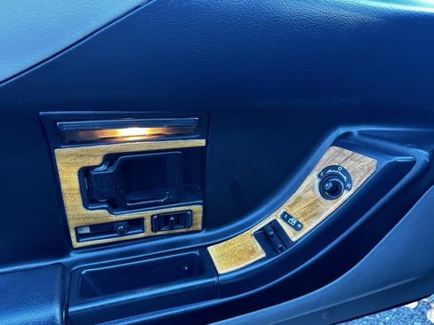 Used 1996 Chevrolet Corvette Coupe image 19