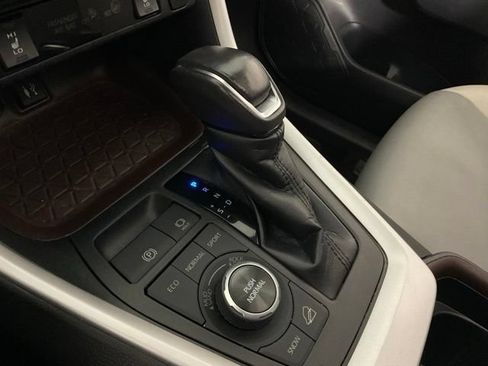 Used 2019 Toyota RAV4 Limited w/ All Weather Liner Package AWD/4WD image 23
