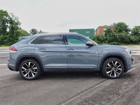 New 2025 Volkswagen Atlas Cross Sport SEL Premium R-Line image 6