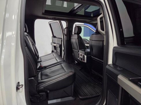 Used 2020 Ford F250 Lariat w/ Lariat Ultimate Package image 9