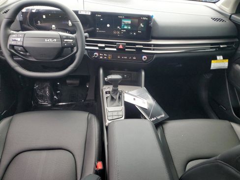 New 2026 Kia Sportage SX FWD image 23