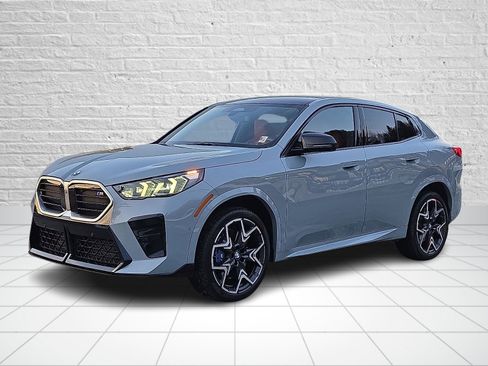 Used 2025 BMW X2 M35i image 3