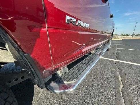 Used 2022 RAM 2500 Big Horn w/ Level C Equiment Group AWD/4WD image 17