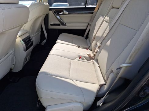 Used 2022 Lexus GX 460 Premium w/ Premium Package AWD/4WD image 29