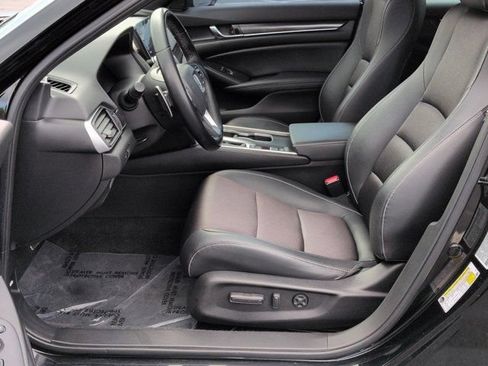 Used 2022 Honda Accord Sport image 8