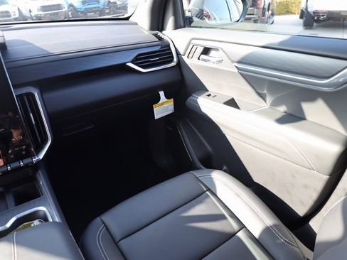 New 2026 GMC Acadia Elevation w/ Elevation Premium Package image 21