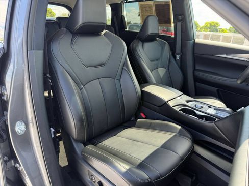 Used 2026 INFINITI QX60 Luxe FWD image 34