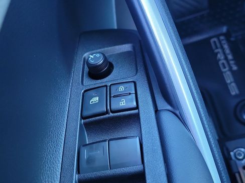 Used 2026 Toyota Corolla Cross L FWD image 22