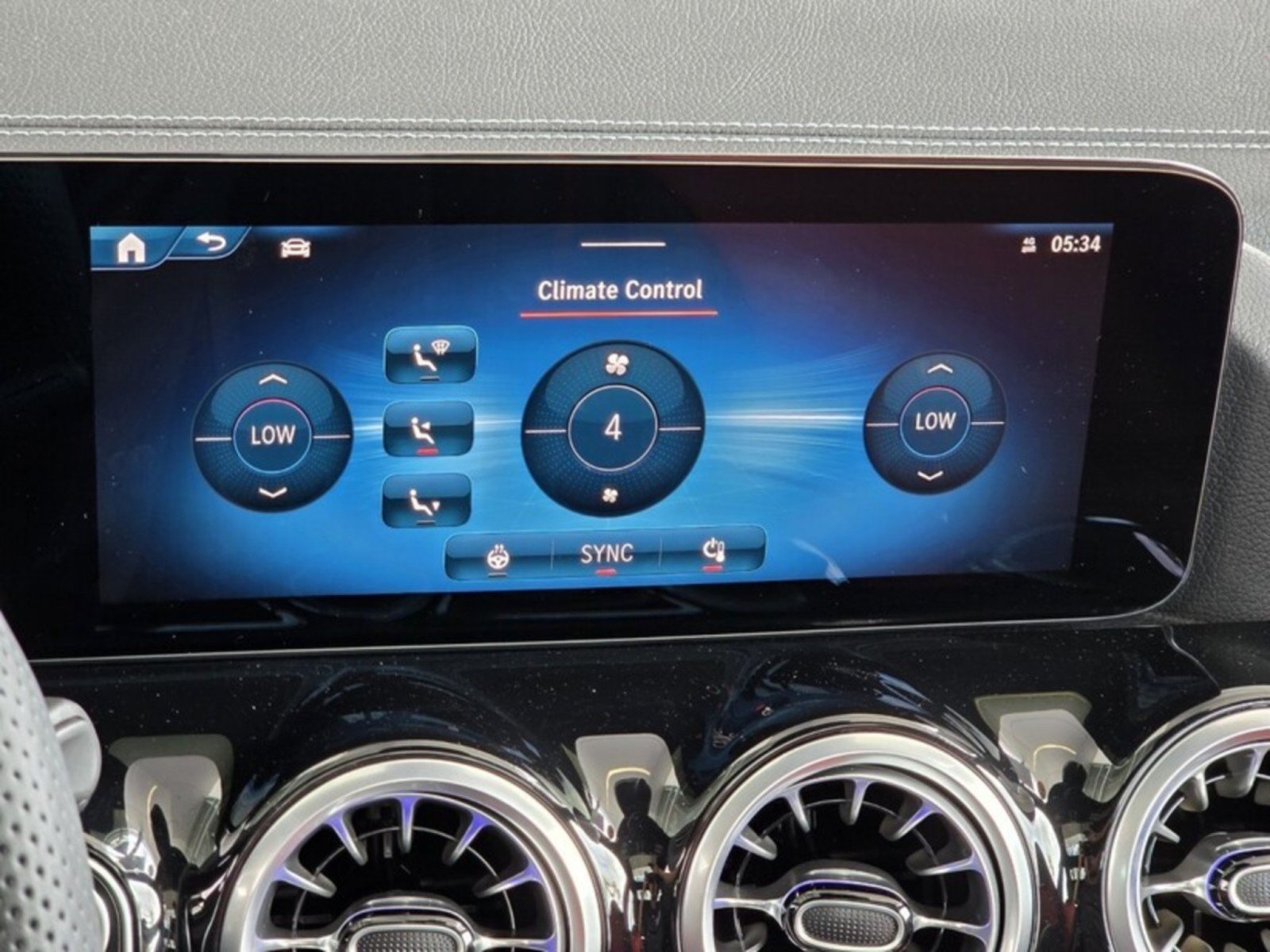 Certified 2026 Mercedes-Benz GLA 35 AMG 4MATIC image 31