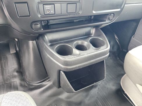 Used 2007 Chevrolet Express 3500 image 29