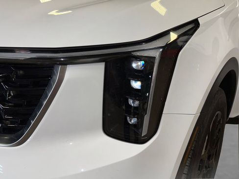 Used 2024 Kia Sorento S image 20