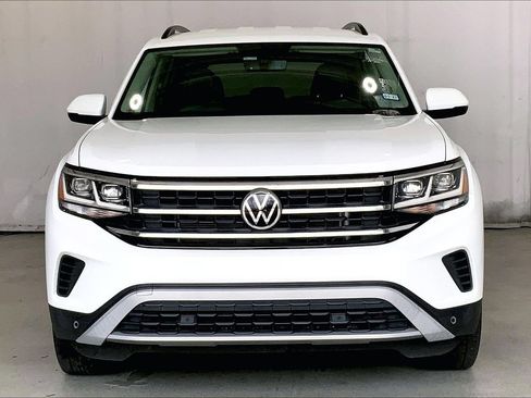 Used 2022 Volkswagen Atlas SE w/ Black Wheel Package AWD/4WD image 3