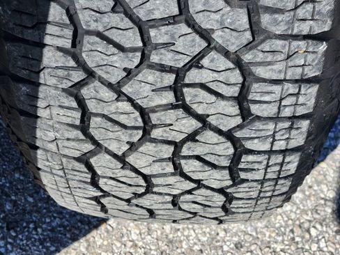 Used 2023 Chevrolet Silverado 1500 LT image 11