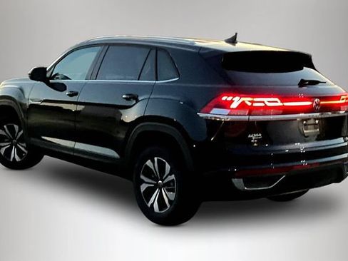 New 2026 Volkswagen Atlas Cross Sport SE AWD/4WD image 3