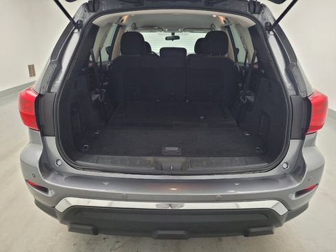 Used 2020 Nissan Pathfinder S AWD/4WD image 29