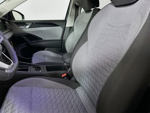 New 2025 Volkswagen Tiguan S image 8