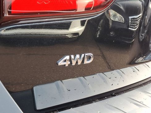 Used 2024 INFINITI QX80 Sensory w/ Cargo Package image 34