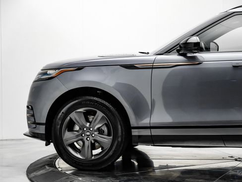 Used 2022 Land Rover Range Rover Velar R-Dynamic S image 6