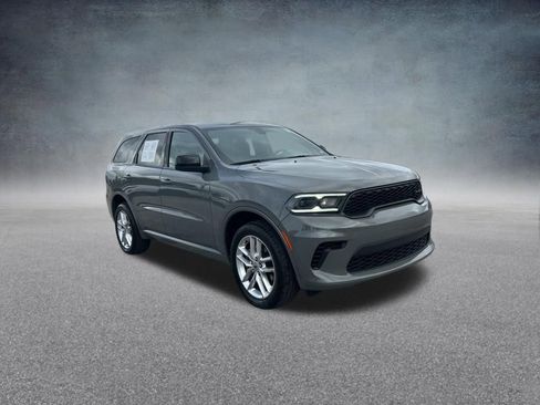 Certified 2023 Dodge Durango GT image 2