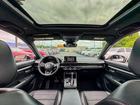 Used 2023 Honda CR-V Sport Touring image 2