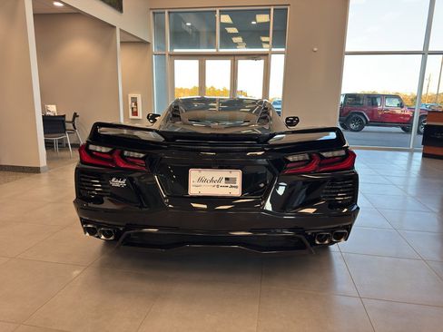 Used 2023 Chevrolet Corvette Stingray Coupe w/ 1LT image 6