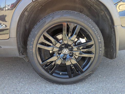 Used 2021 Honda Pilot Black Edition image 31