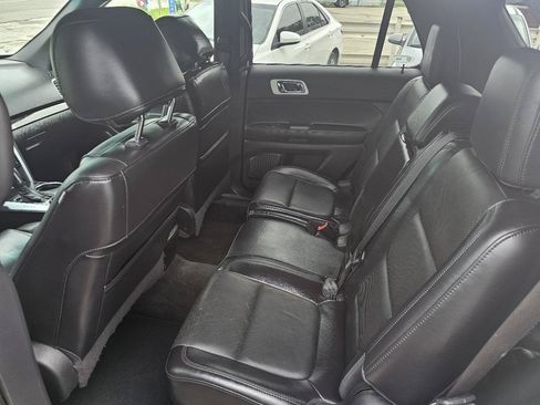 Used 2011 Ford Explorer Limited w/ 301A Rapid Spec Order Code FWD image 16